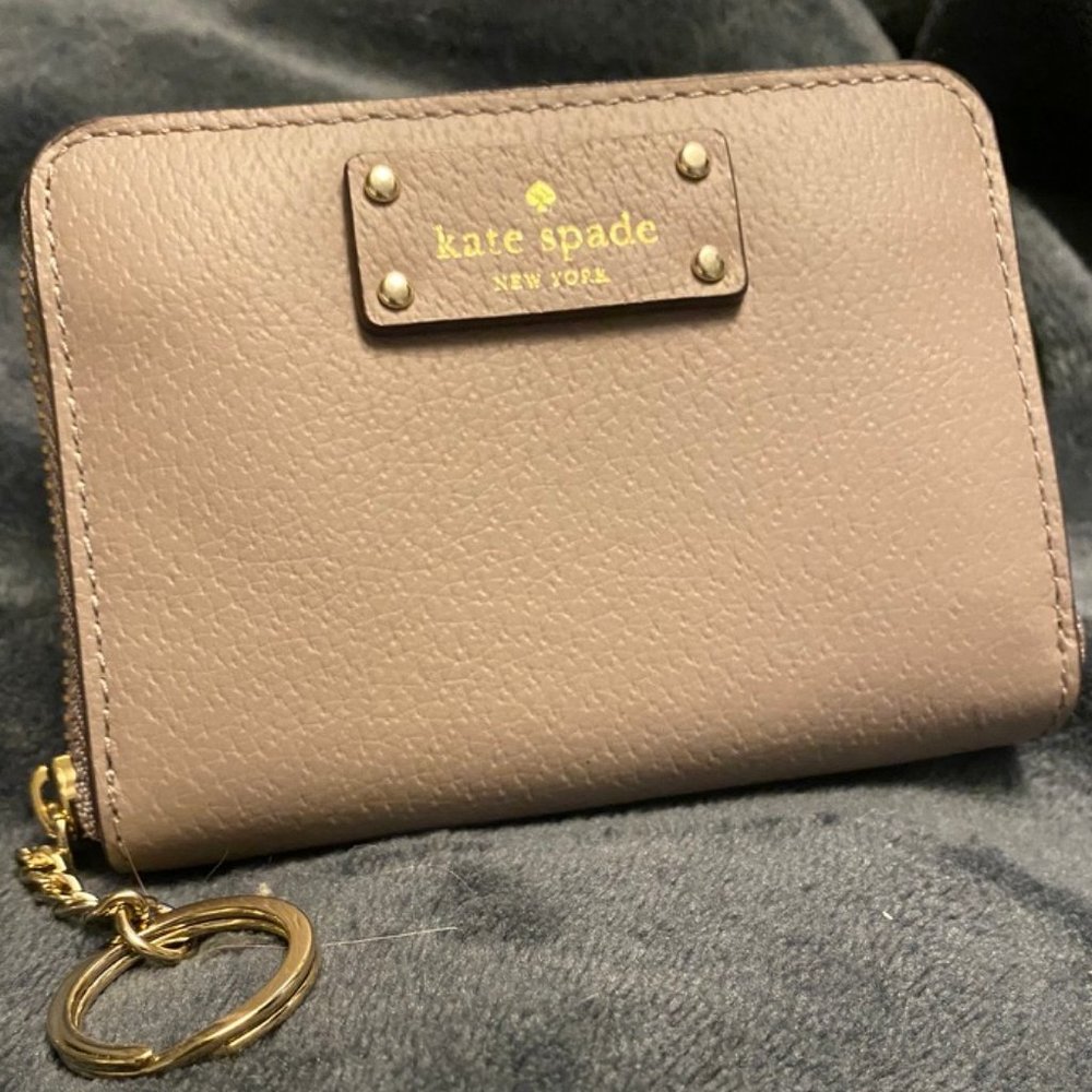 Kate Spade wellesley dani wallet